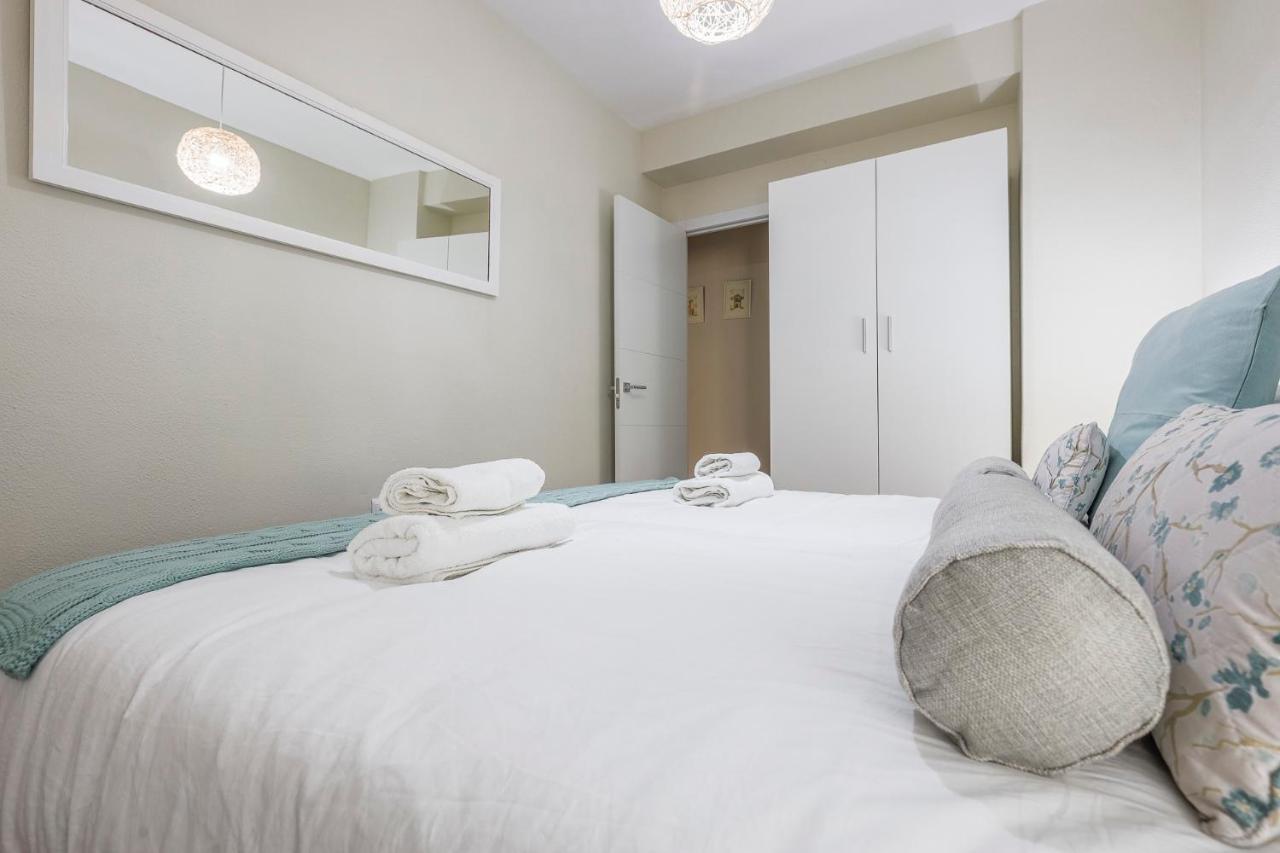 Apartamentos Alameda Del Tajo I Parquing Centro 론다 외부 사진